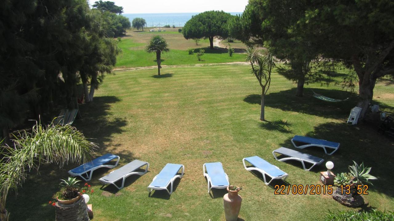 Villa Malyma Beach Front 10,000M2 Botanic Garden サオラ エクステリア 写真
