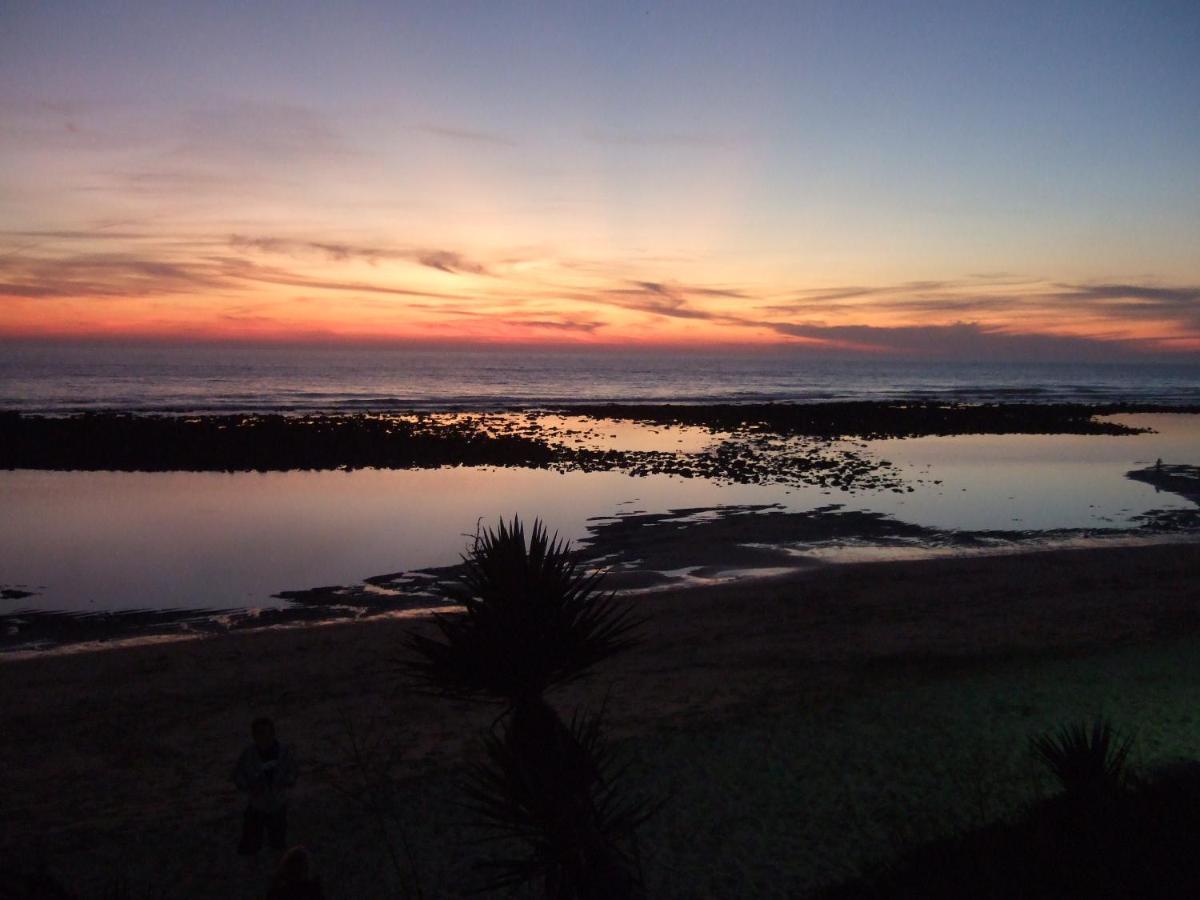 Villa Malyma Beach Front 10,000M2 Botanic Garden サオラ エクステリア 写真