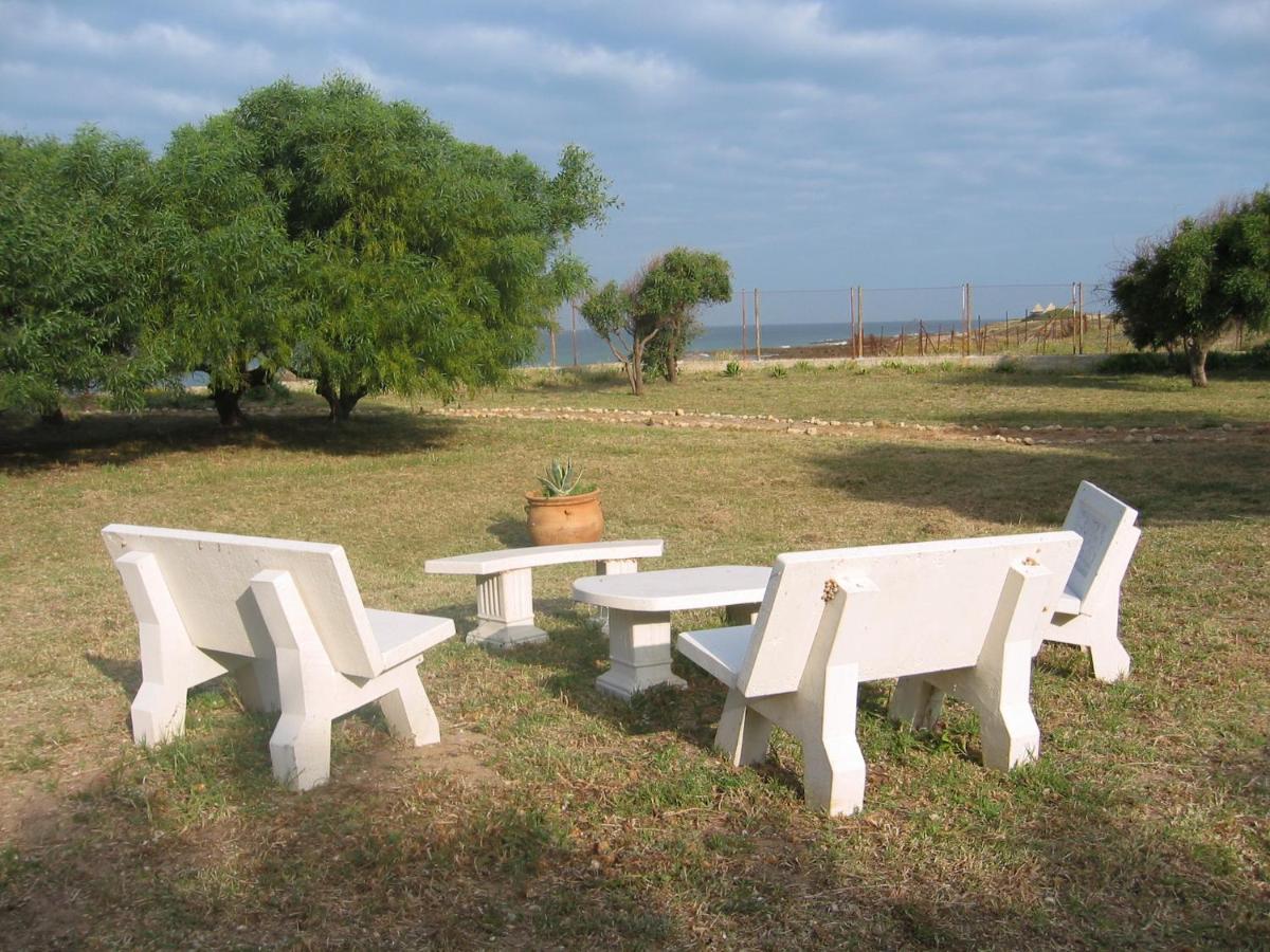 Villa Malyma Beach Front 10,000M2 Botanic Garden サオラ エクステリア 写真